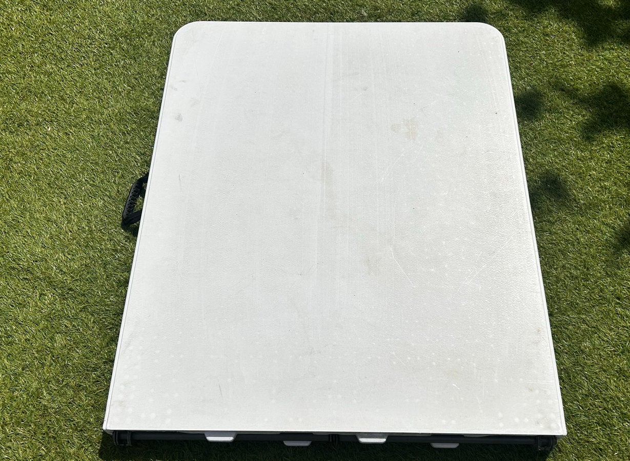 Opvouwbare campingtafel inclusief 3 persoon inklapbare bank, Ophalen, Gebruikt, Campingtafel