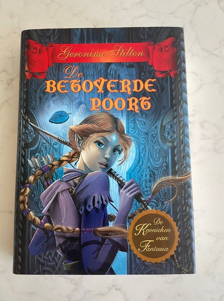 Geronimo Stilton - De Betoverde Poort, Boeken, Kinderboeken | Jeugd | 10 tot 12 jaar, Geronimo Stilton, Ophalen of Verzenden, Zo goed als nieuw