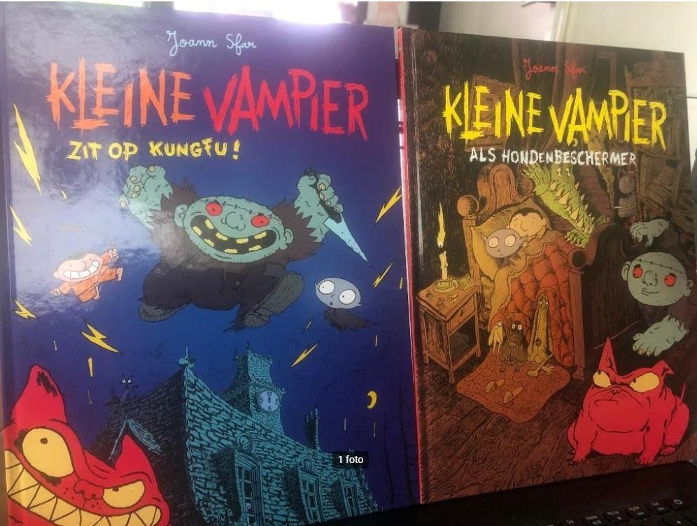 Zit op kungfu hondenbeschermer kleine vampier 2x hardcover, Boeken, Meerdere stripboeken, Ophalen of Verzenden, Zo goed als nieuw