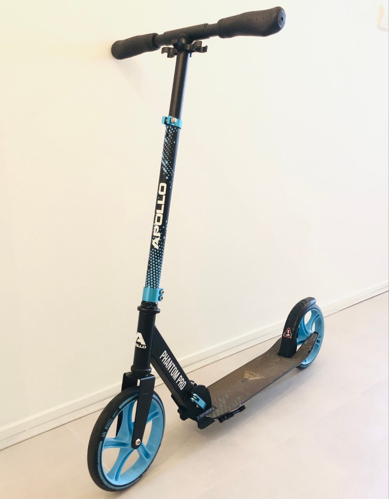 Apollo Phantom Pro step voor grotere jongens, Ophalen, Gebruikt, Gewone step