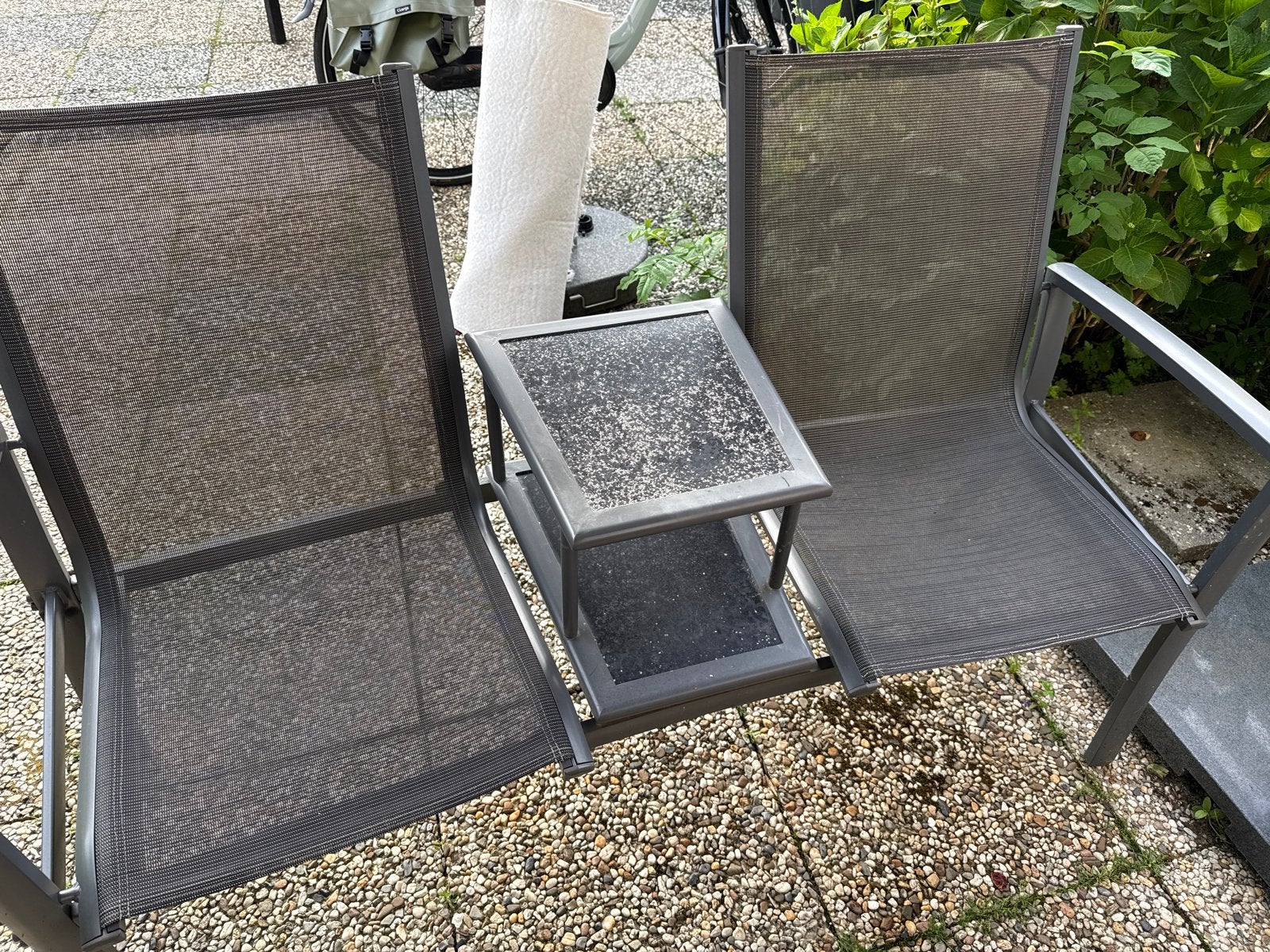 Tuinbank met tafeltje - 2 zitplaatsen, Tuin en Terras, Ophalen, Gebruikt, Metaal