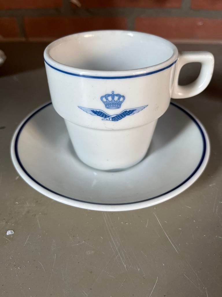 Vintage Royal Mosa Holland KNVL kop en schotel, Ophalen