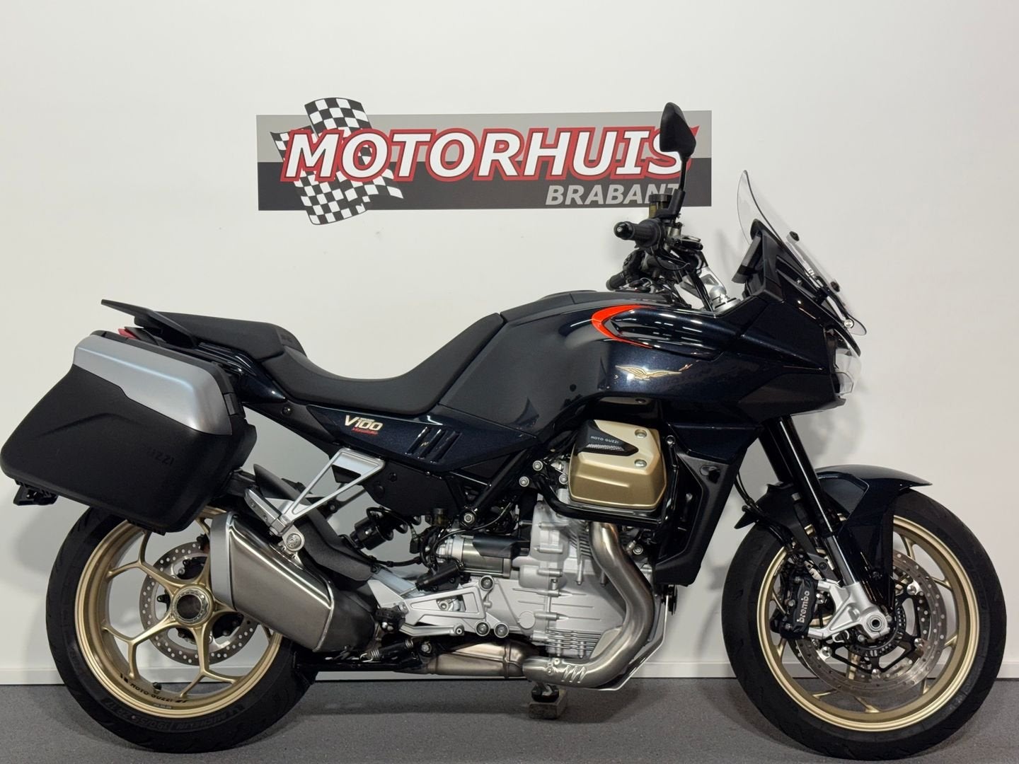 MOTO GUZZI V 100 MANDELLO (bj 2024), 2 cilinders, Bedrijf, Onbekend, 1042 cc