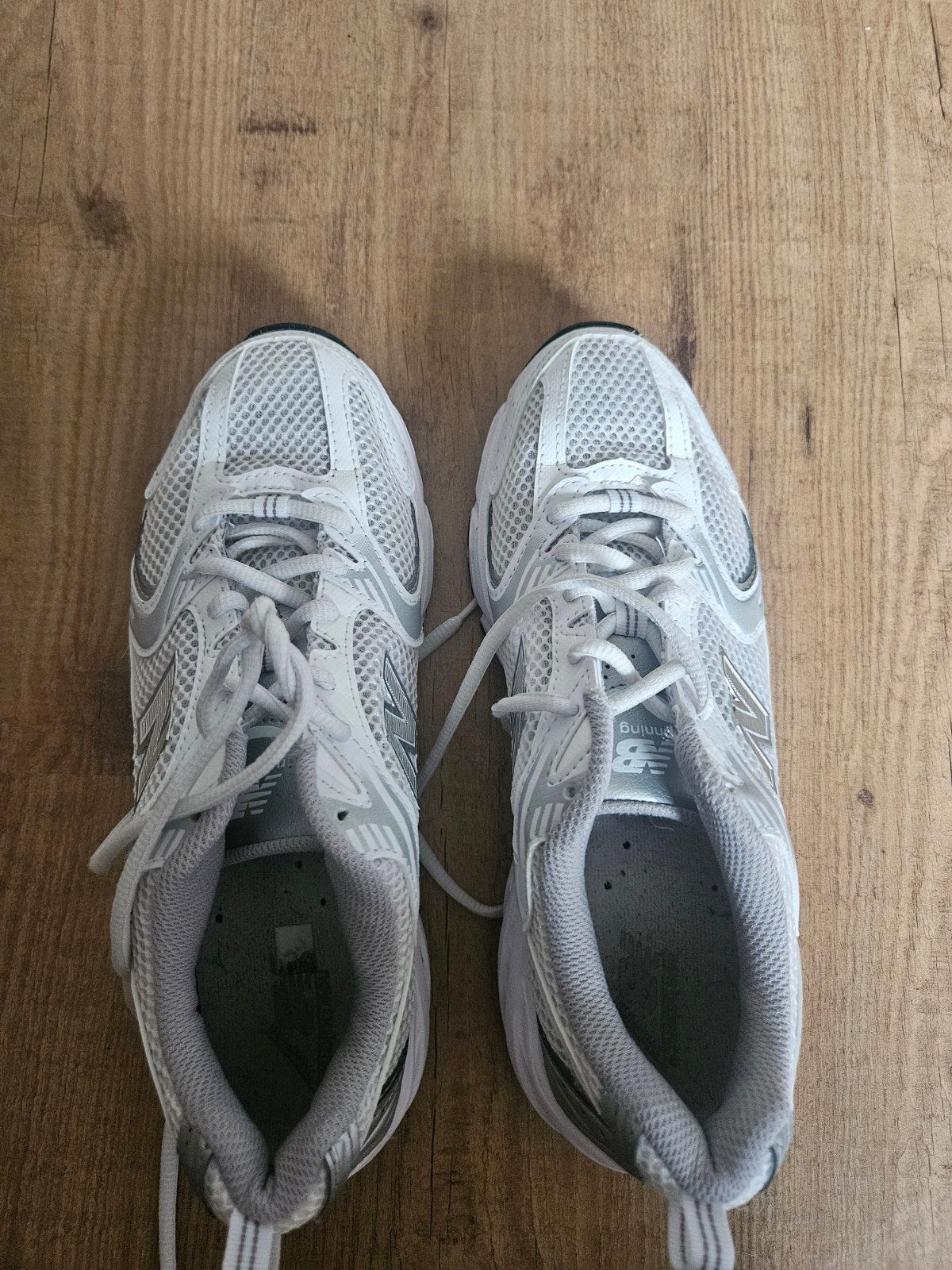 New Balance 530 Sneakers - Wit/Zilver - Maat 39.5, Wit, New Balance, Ophalen of Verzenden, Sneakers of Gympen