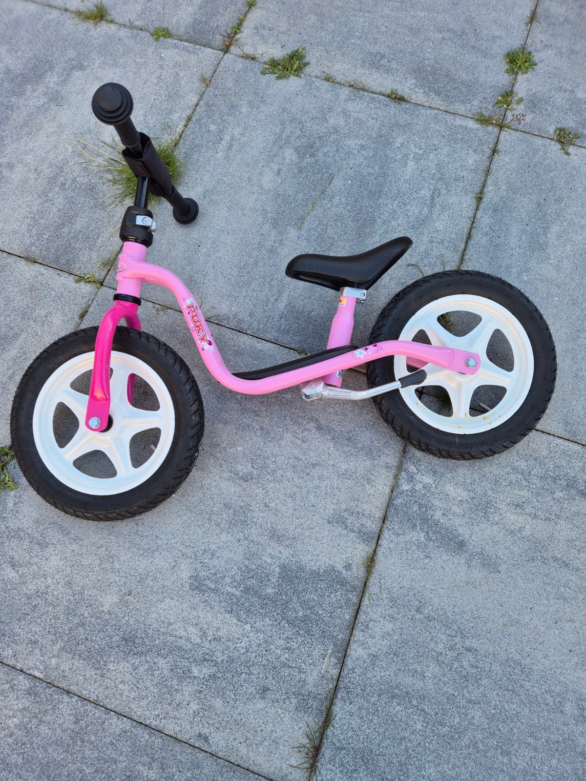 Roze Puky loopfiets, ideaal voor jonge kinderen, Fietsen en Brommers, Fietsen | Kinderfietsjes, Ophalen of Verzenden, Gebruikt