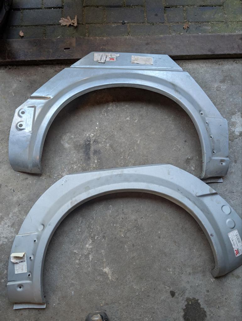Wielrand Achter Links/Rechts VW Golf/Jetta 84+, Volkswagen, Nieuw, Ophalen of Verzenden, Spatbord