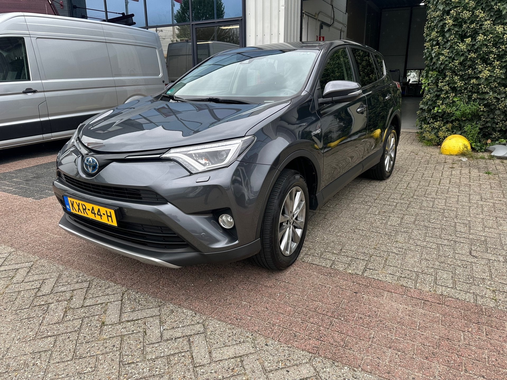 Toyota RAV4 2.5 Hybrid Style