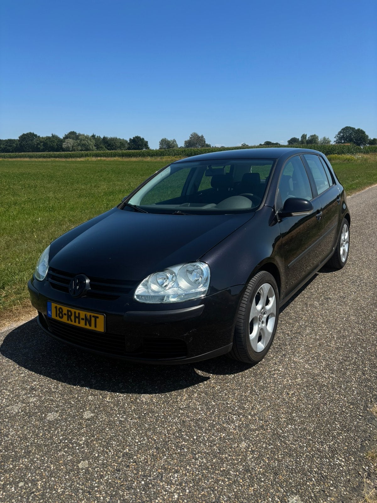 Volkswagen Golf 1.6 16V FSI 85KW 5D 2005 Zwart, Auto's, Voorwielaandrijving, 4 cilinders, Zwart, Origineel Nederlands