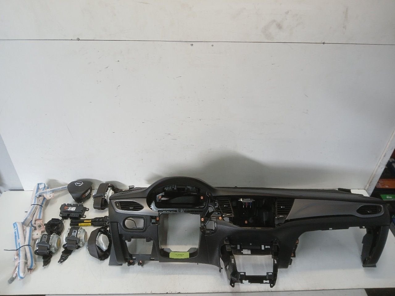 Airbag set Opel Astra, Auto-onderdelen, Onderdelen@venauto.nl, Van der Ven Autorecycling B.V., Gebruikt, Ettenseweg 76, 4706 PB Roosendaal, The Netherlands