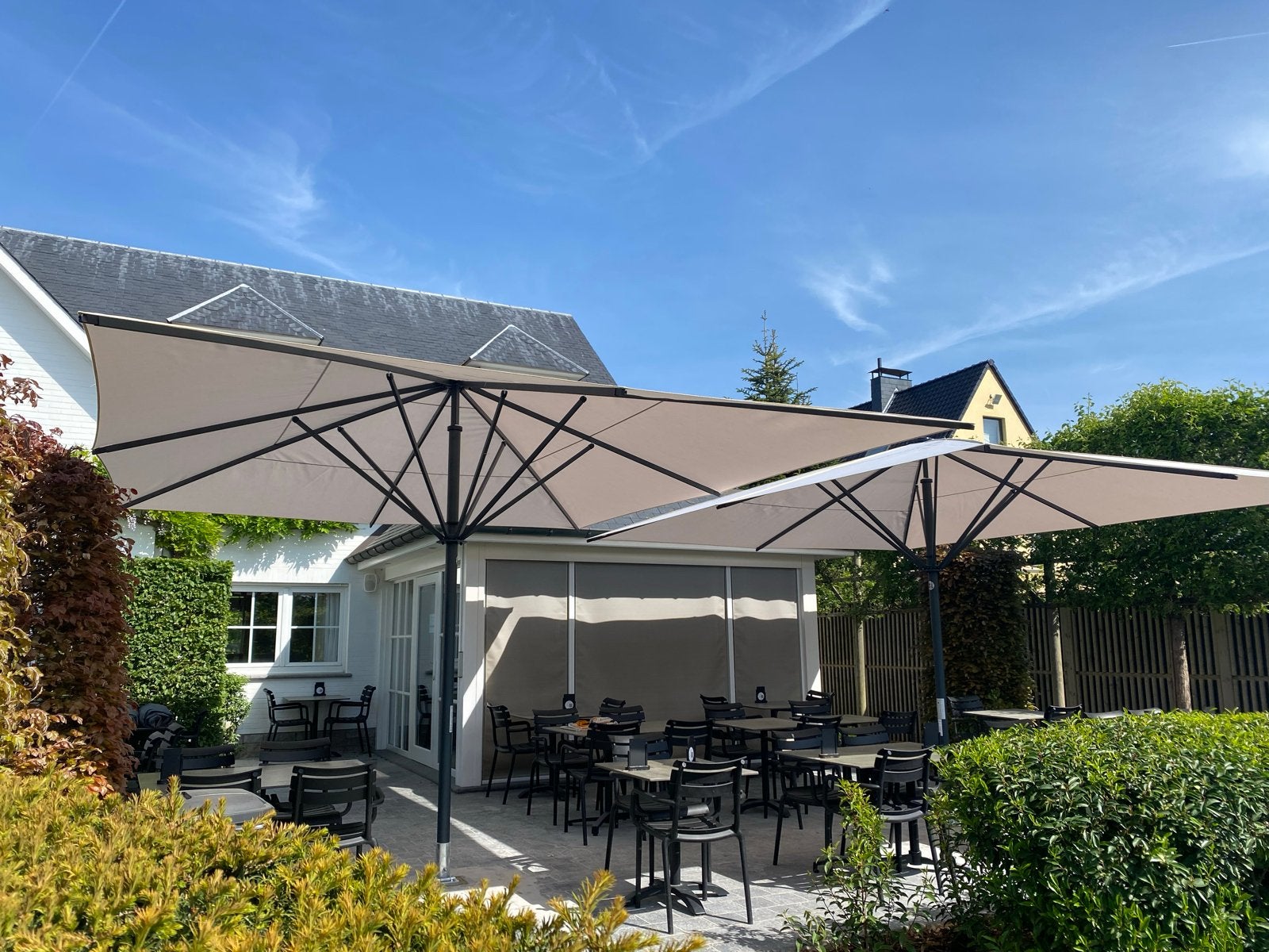 Foto 8 van Voorraad parasols VeDamco - Perfect voor terras en tuin
