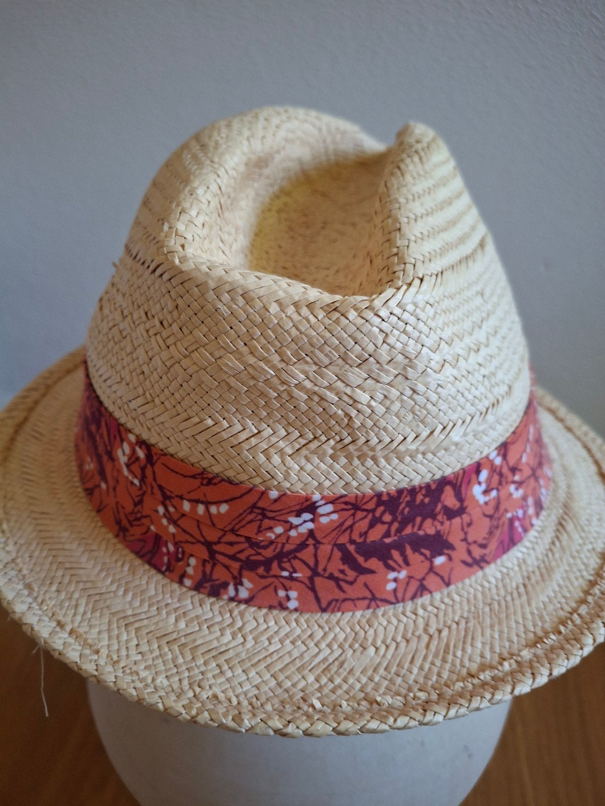 VANS OFF THE WALL strohoed hoed fedora mt S / M, Hoed, Ophalen of Verzenden, Vans off the Wall, 57 cm (M, 7⅛ inch) of minder