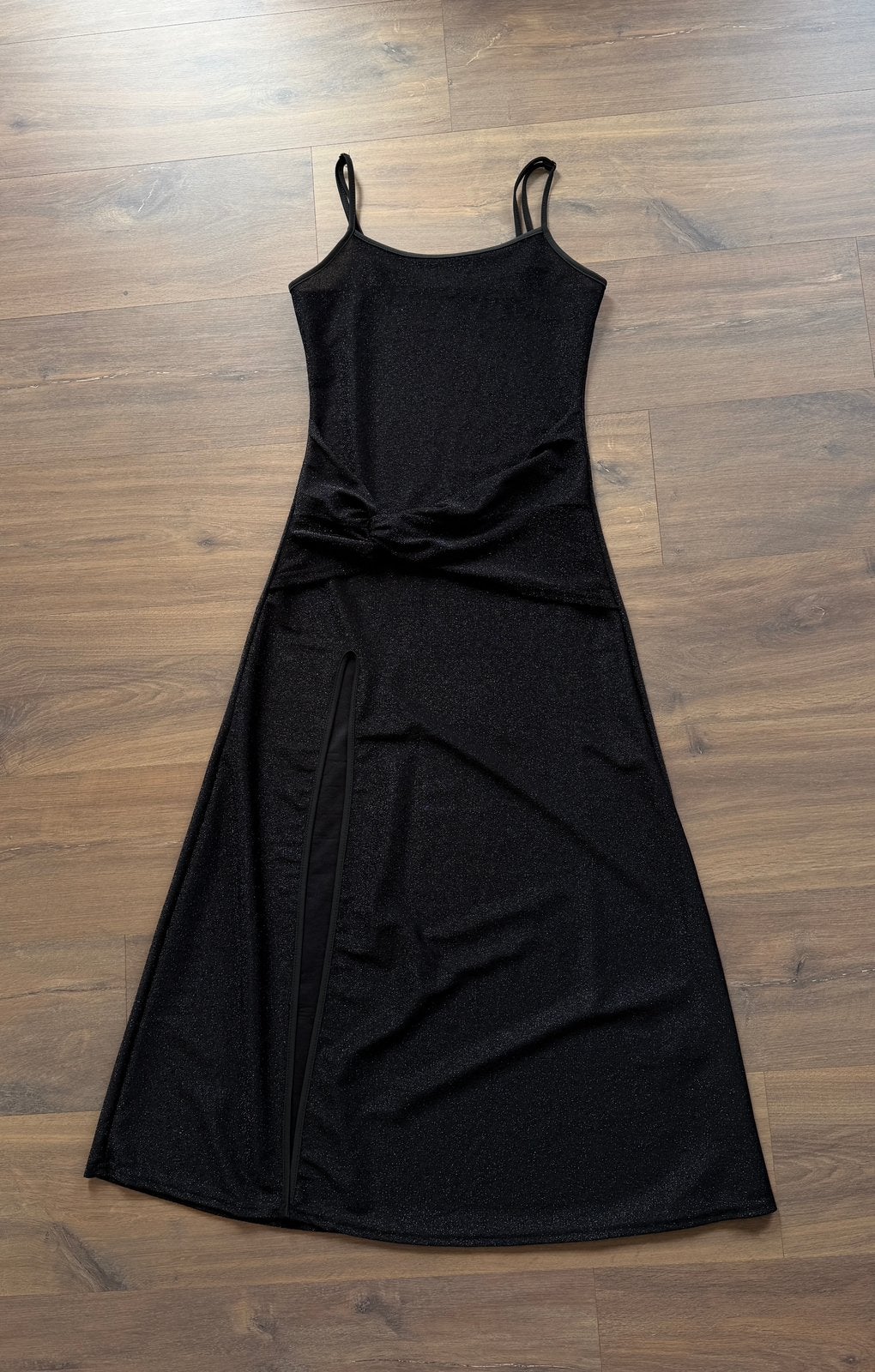 SHEIN Zwarte Glitter Jurk met Split - Maat M (38), Kleding | Dames, Maat 38/40 (M), Galajurk, Zwart, Ophalen of Verzenden