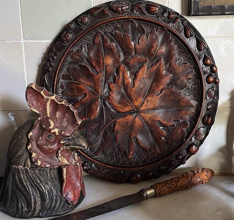 Antieke victoriaanse broodplank bord met noten handgestoken, Antiek en Kunst, Ophalen of Verzenden