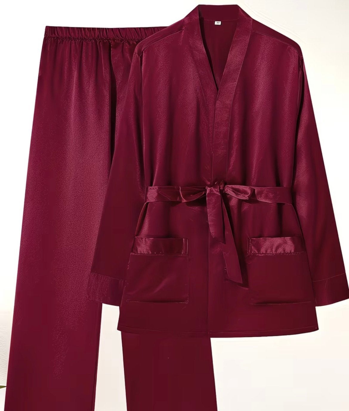 Nieuwe 2 delige payama set zijde look maat L, Kleding | Dames, Pyjama's, Ophalen of Verzenden, Nieuw