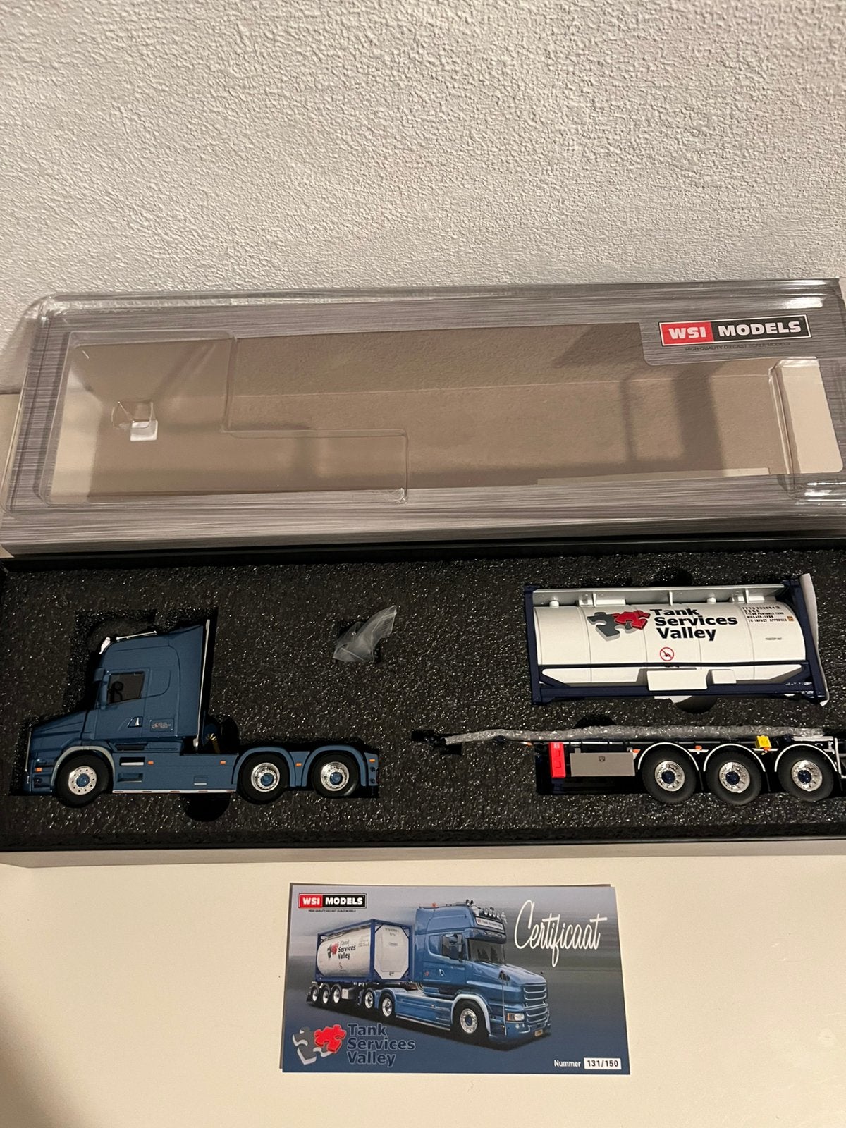 1:50 WSI. Scania van Tank services valley BV. !!!!!, Hobby en Vrije tijd, Modelauto's | 1:50, Verzenden, Zo goed als nieuw, Bus of Vrachtwagen