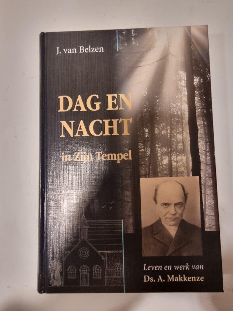 J. van Belzen. Leven en werk van Ds. A. Makkenze, Ophalen of Verzenden, Gelezen, Christendom | Protestants
