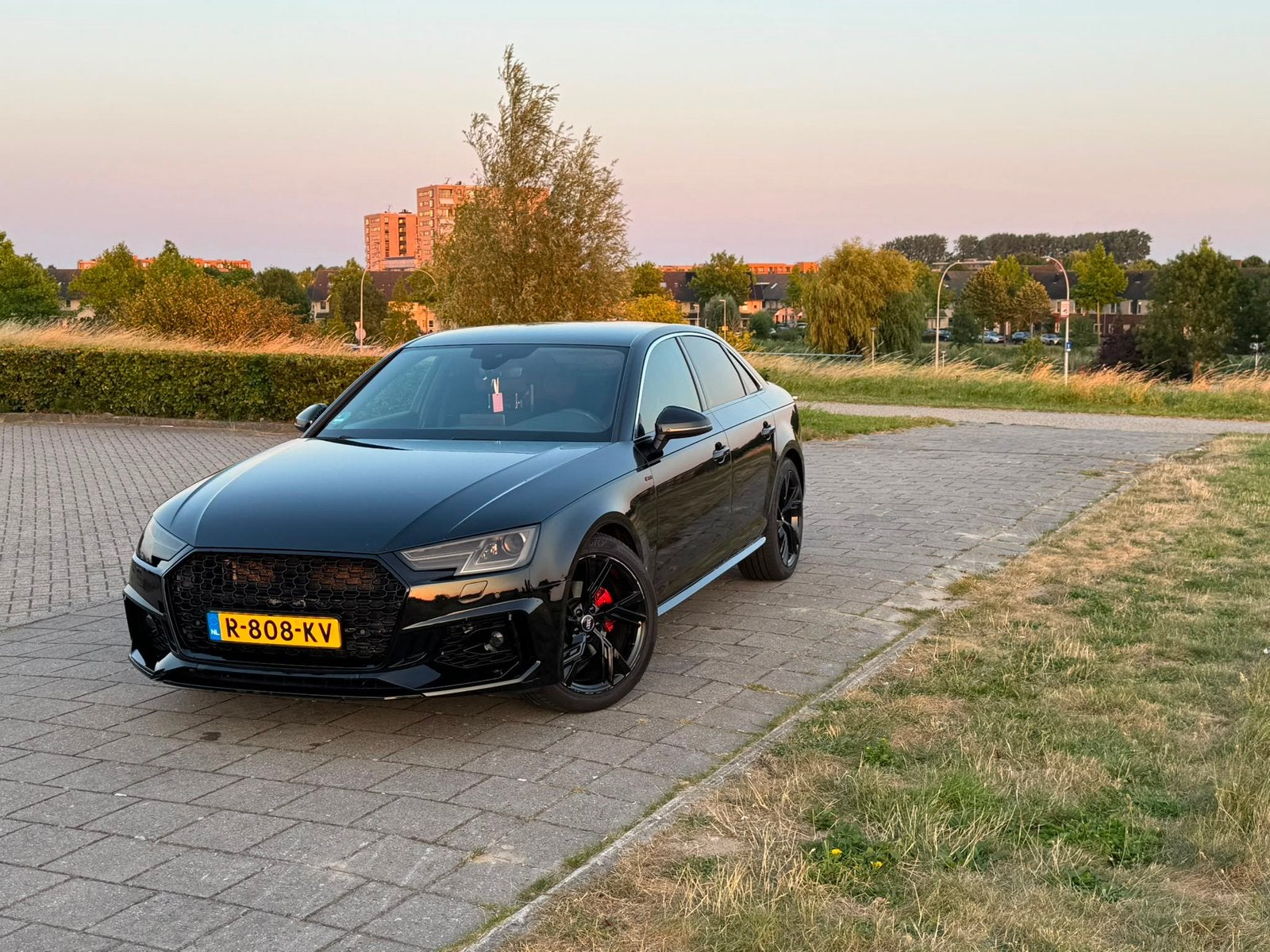 Audi A4 2.0 TDI Ultra 110KW S-tron7 2016 Zwart, Auto's, Audi, 1440 kg, 4 cilinders, A4, Zwart