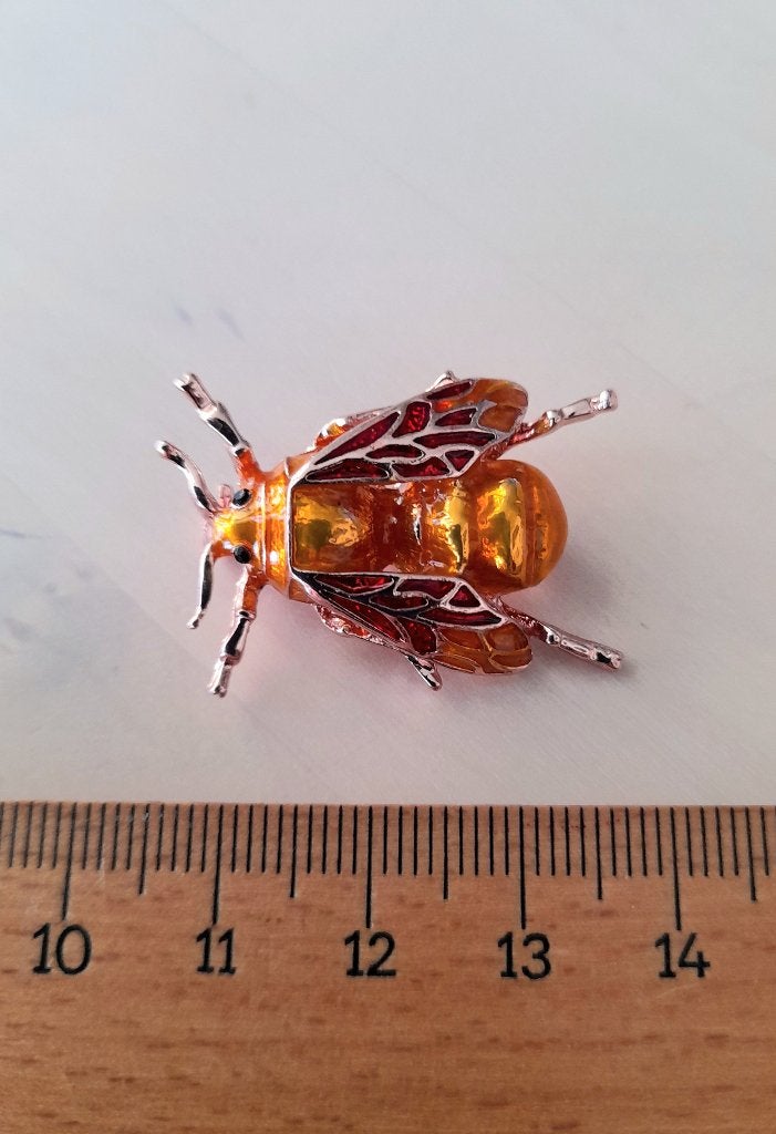 Mooie broche bij hommel insect strass, Sieraden, Tassen en Uiterlijk, Overige materialen, Minder dan 4 cm, Ophalen of Verzenden