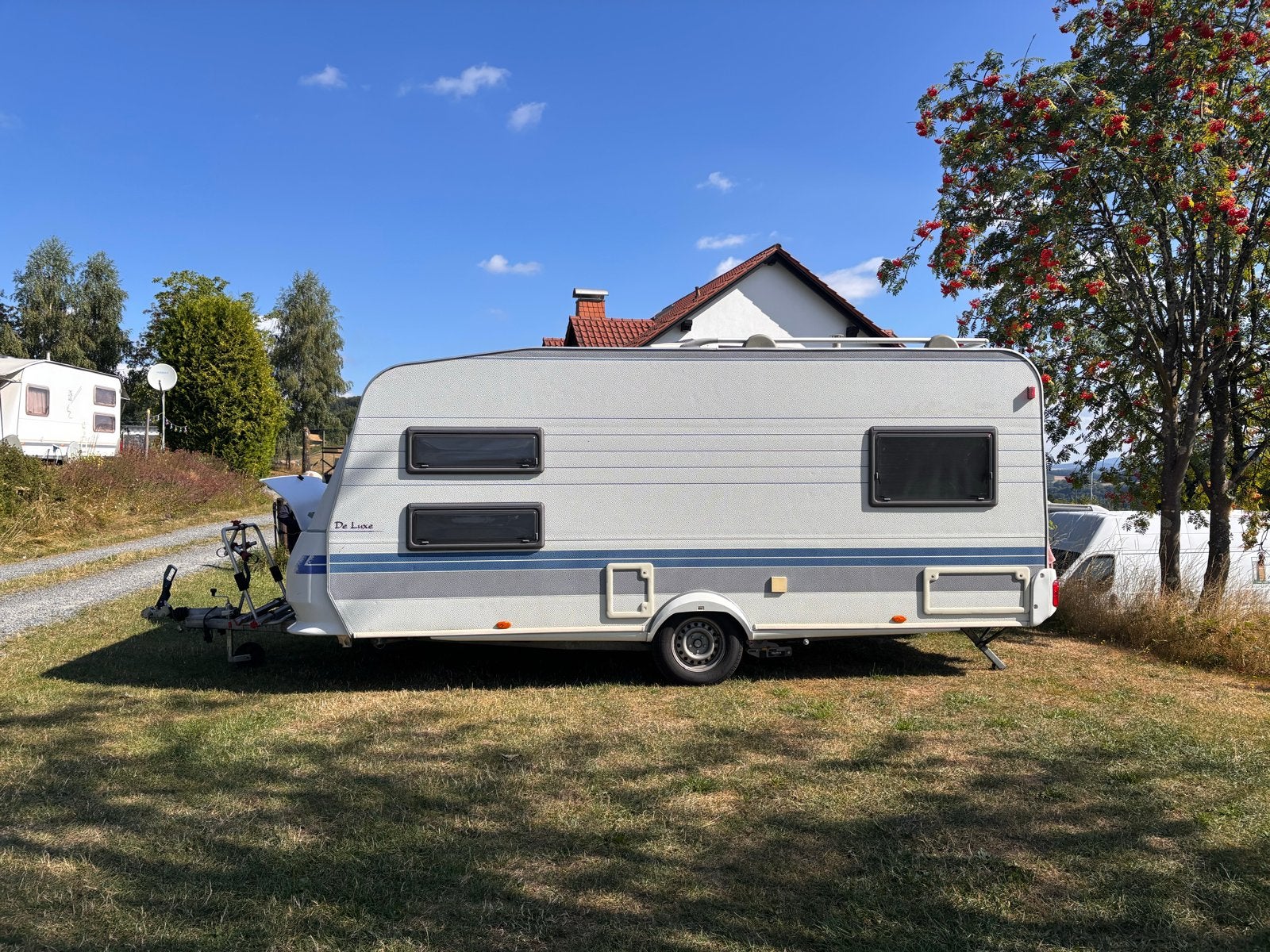 Hobby 495 UK uit 2001 met mover en stapelbed, Caravans en Kamperen, Mover, Stapelbed, Rondzit, Hobby