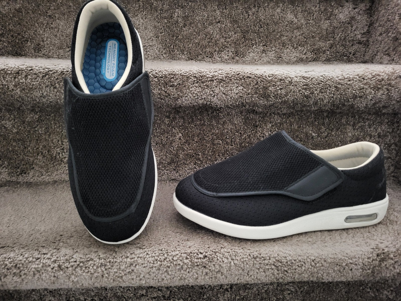 Comfortabele zwarte instappers, maat 42, nieuwstaat 💫, Zwart, Nieuw, Ophalen of Verzenden, Sneakers of Gympen