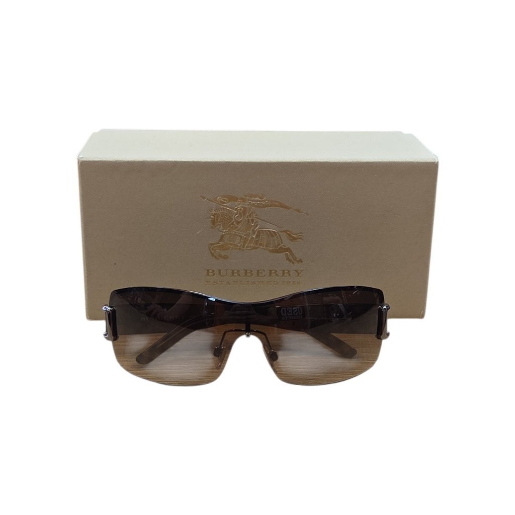Burberry B 3034 1003/13 125 3N Zonnebril | Nette Staat, Burberry, Zo goed als nieuw, https://www.burberry.com/contact-us/, Horseferry House, Horseferry Road, London SW1P 2AW, Verenigd Koninkrijk