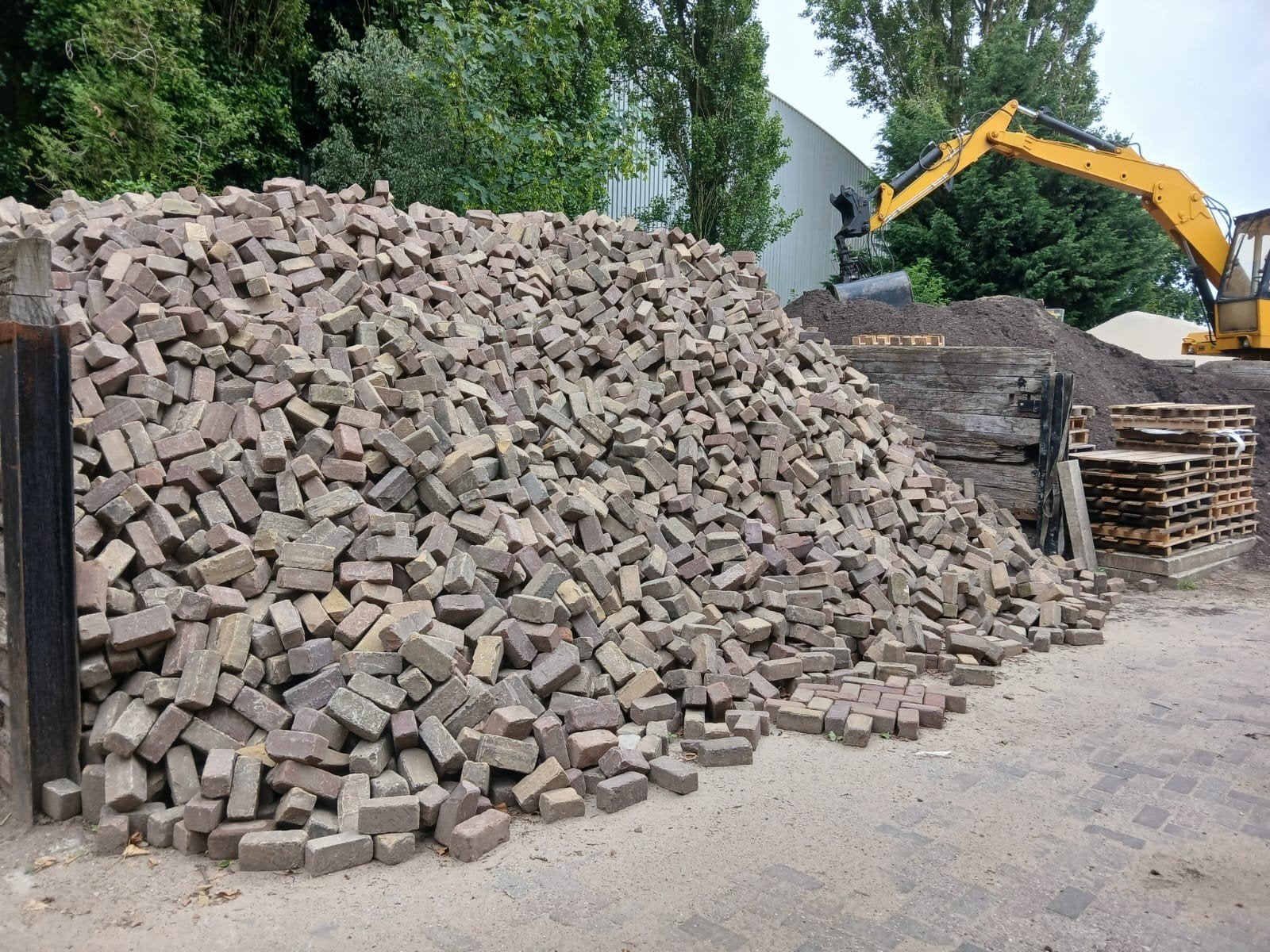 700m² oud gebakken 10duimer bont genuanceerd, Ophalen of Verzenden, Beton, Terrastegels
