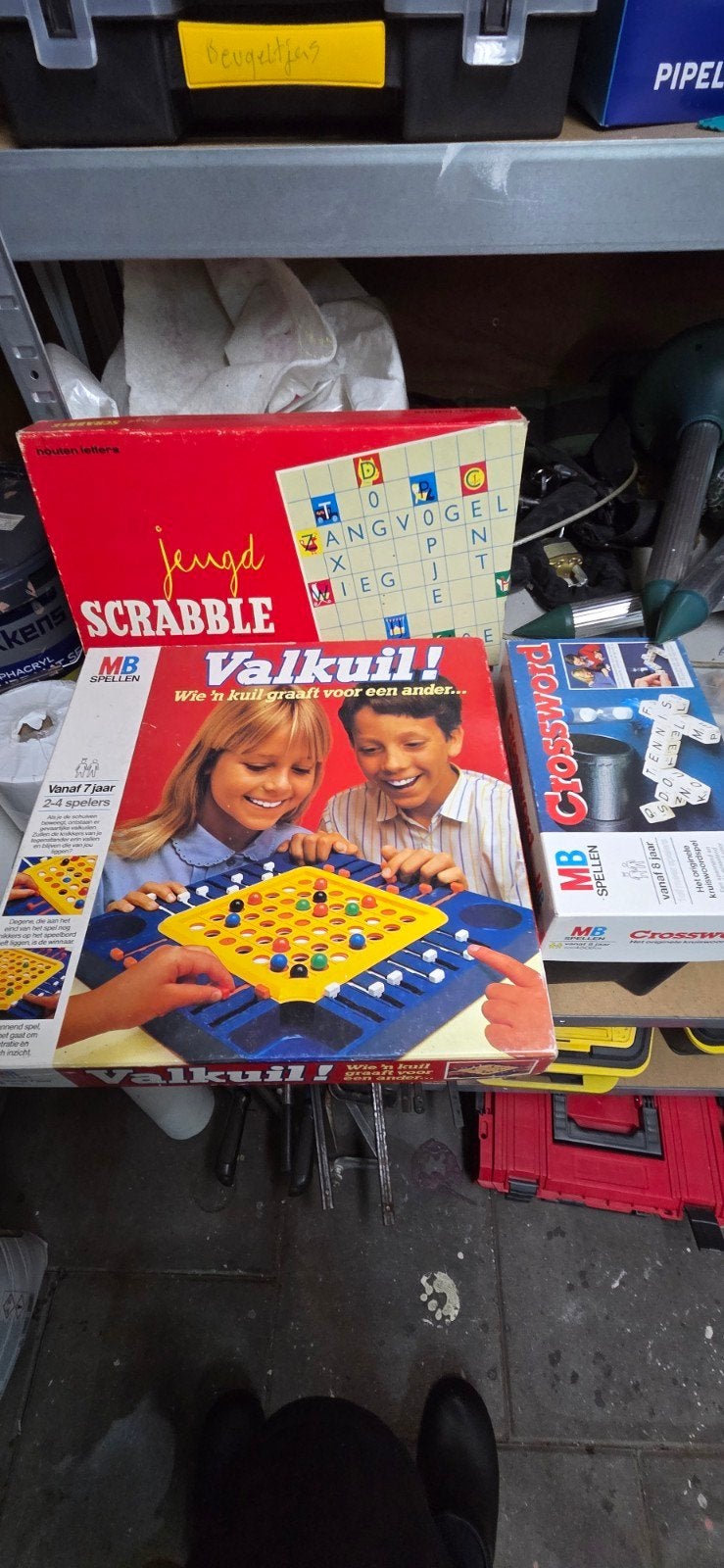 MB Spellen Valkuil! en Crossword - Klassiek Gezinsspel, Hobby en Vrije tijd, Gezelschapsspellen | Bordspellen, Drie of vier spelers