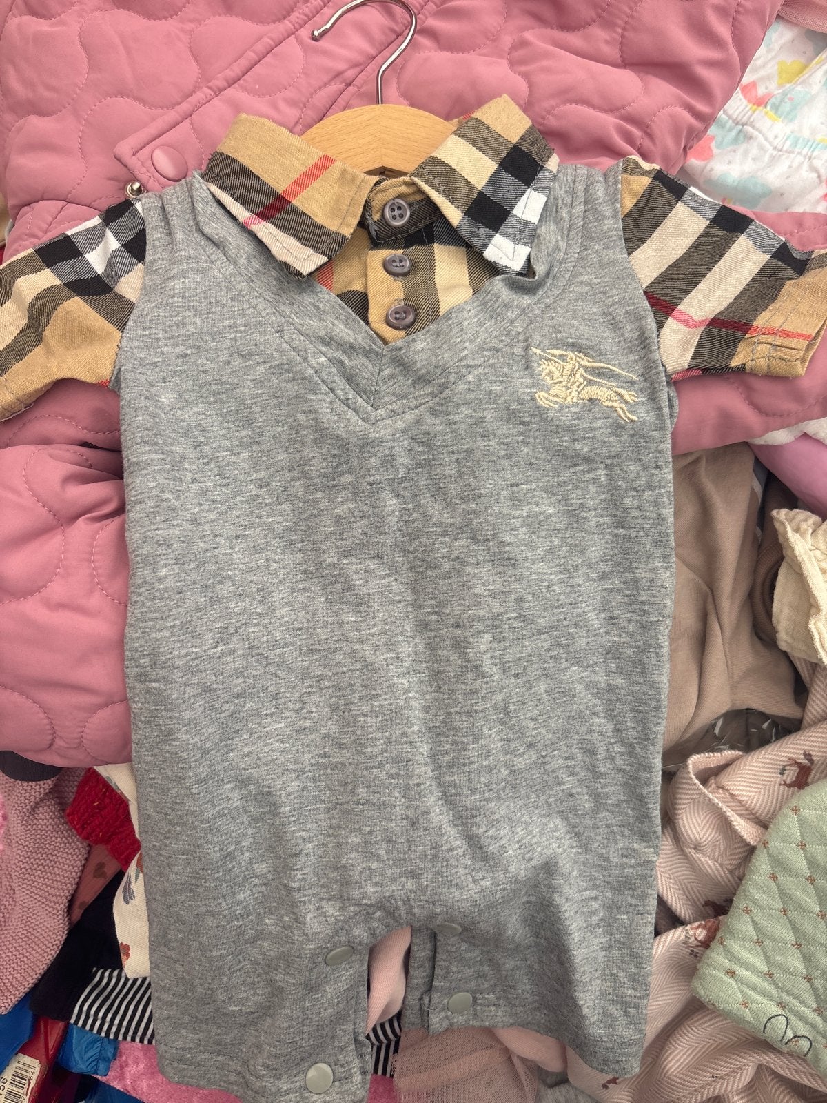 Burberry baby romper met geruit overhemd, Ophalen of Verzenden, Zo goed als nieuw, Jongetje of Meisje