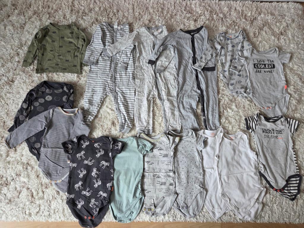 Kledingpakket jongen maat 86/92 - 17 kledingstukken, Kinderen en Baby's, Kinderkleding | Kinder-kledingpakketten, Ophalen of Verzenden