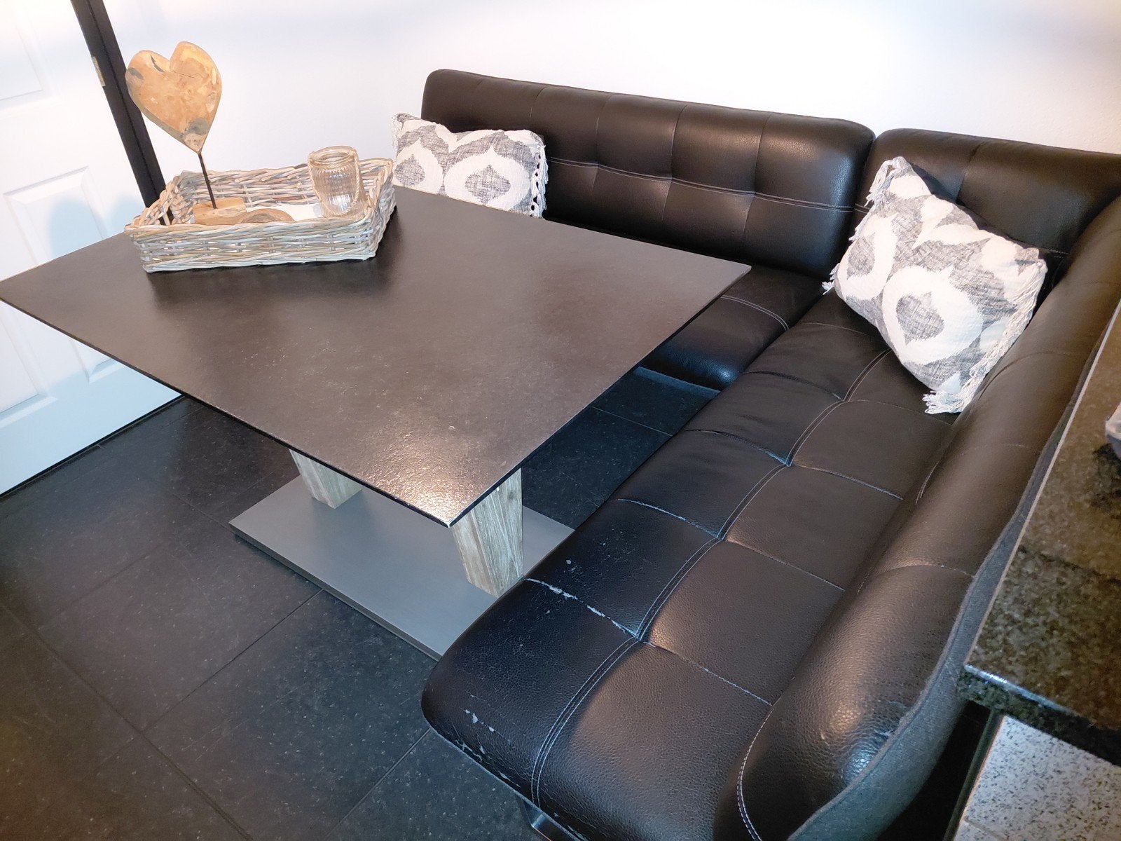 tafel en hoekzitbank, Ophalen, Gebruikt, 4 tot 6 stoelen