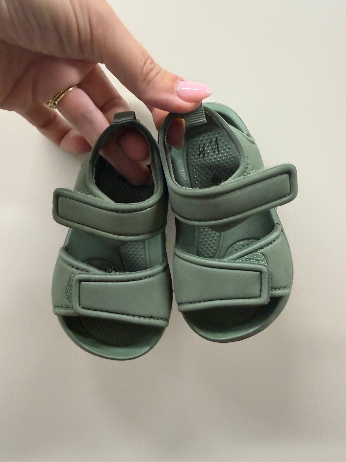 H&M Baby Sandalen - Groen maat 18/19, Ophalen of Verzenden, Gebruikt, Jongetje of Meisje, Schoentjes