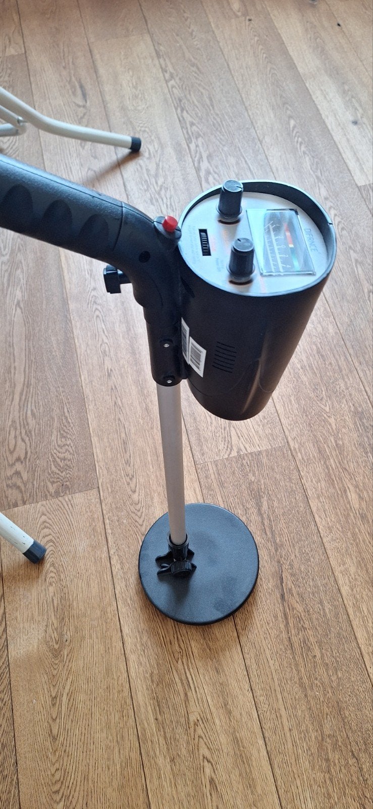 Difrnce MET-100 Metaaldetector - Zo goed als nieuw, Zo goed als nieuw, 30 cm of minder, Instelbare gevoeligheid, Ophalen