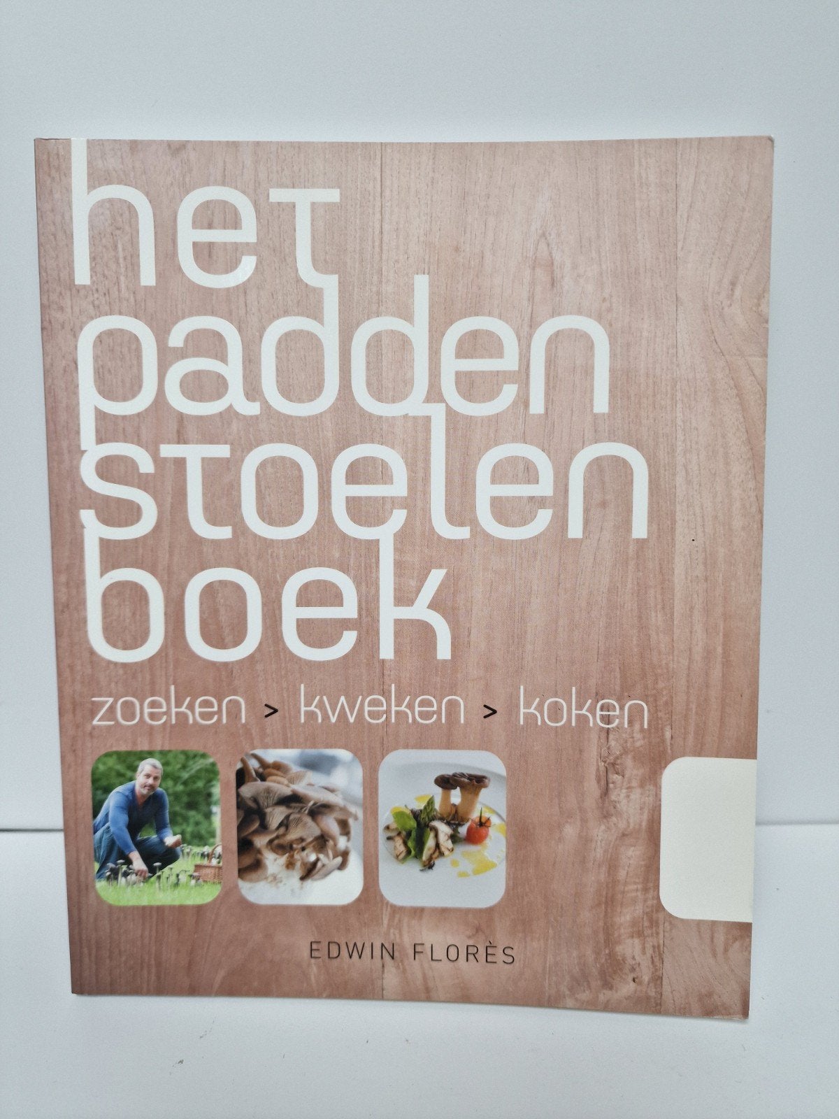 Het paddenstoelen boek. Edwin Floes, Ophalen of Verzenden, Zo goed als nieuw