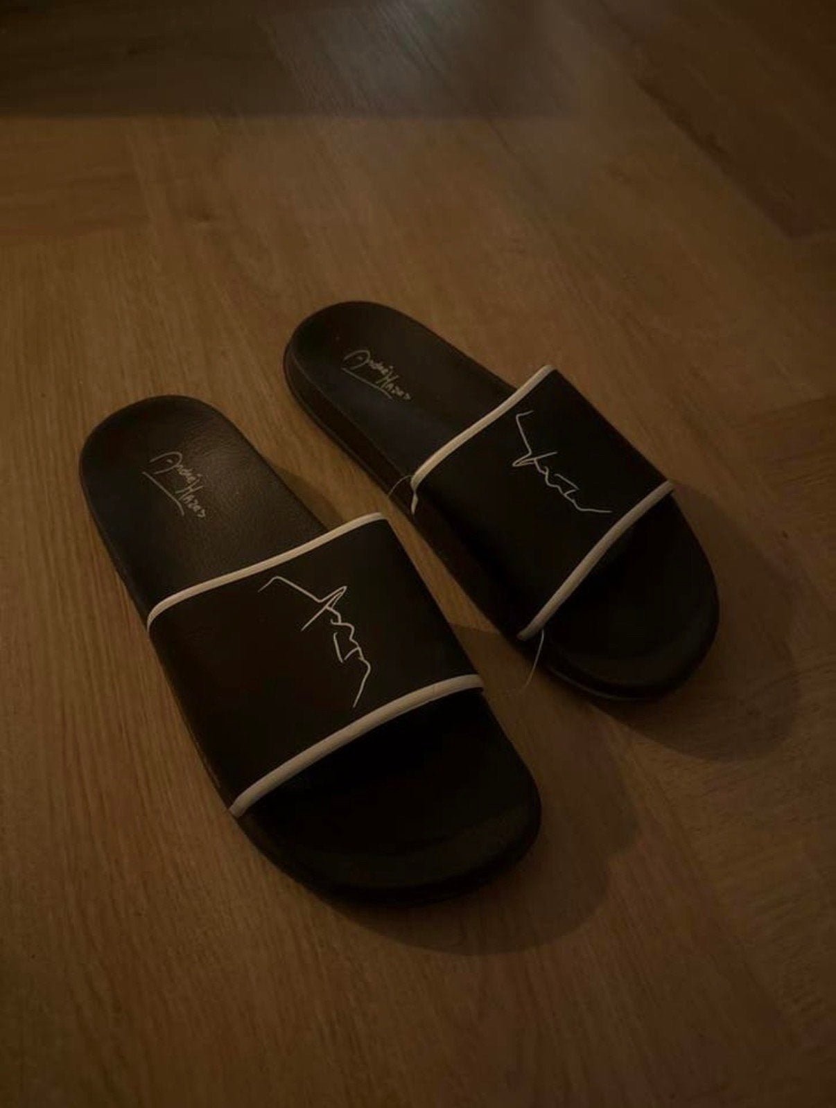 Limited Edition André Hazes slippers - maat 44/45, Ophalen of Verzenden, Nieuw, Zwart, Slippers