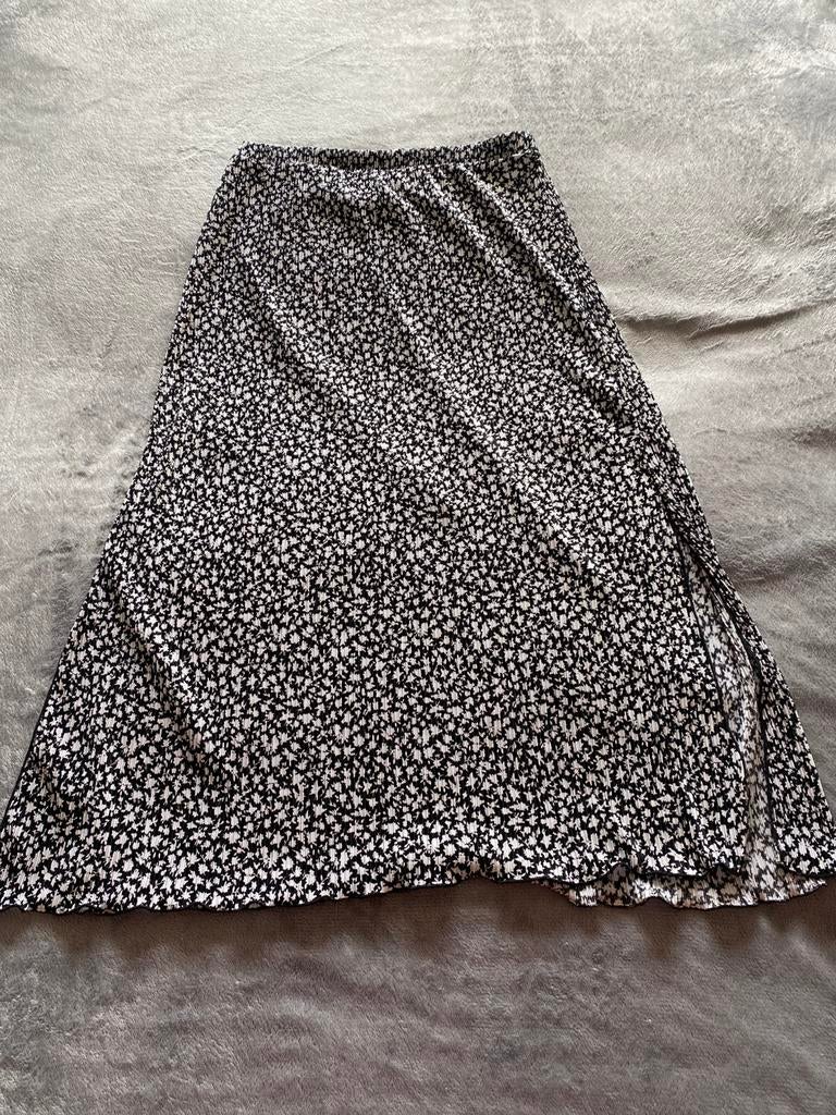 Pull&Bear rok, Ophalen of Verzenden, Zo goed als nieuw, Zwart, Boven de knie