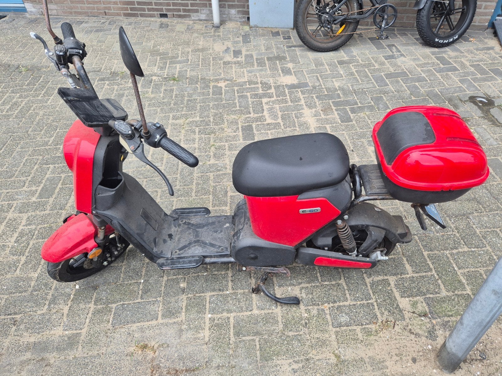 Elektrische brommer met accu - Ideaal voor stadsritten!, Ophalen, Gebruikt, Elektrisch, Overige merken