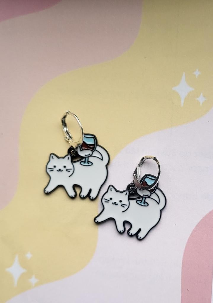 Leuke Katten Oorbellen met Wijnglas - Uniek Cadeau!, Overige materialen, Hangers, Wit, Nieuw