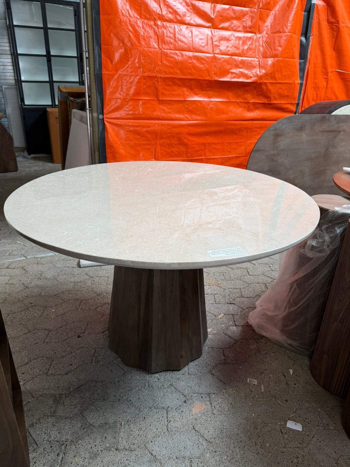 Japandi eettafel marmer blad met houten poot 120 cm B keus, Huis en Inrichting, Ophalen, Japandi, Overige materialen, Rond