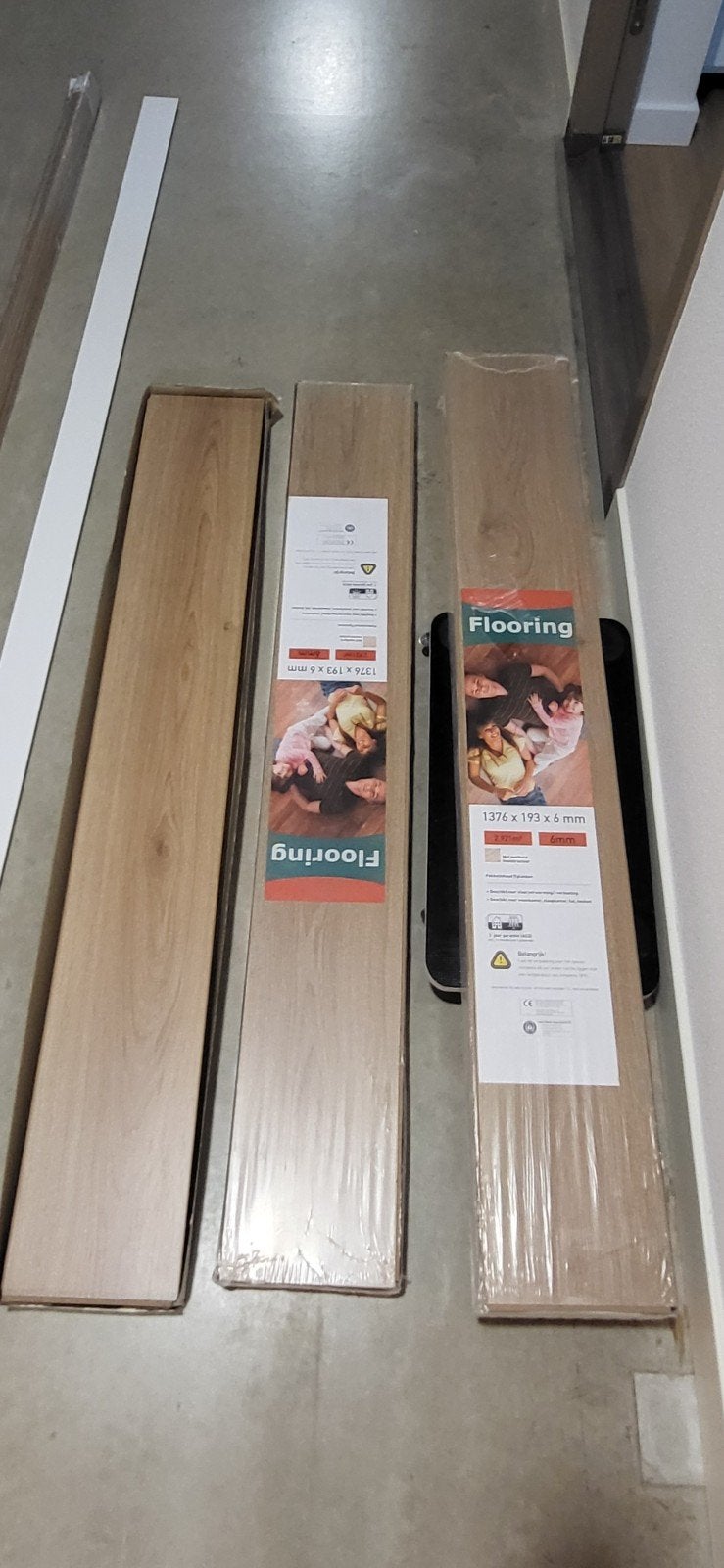 Laminaat Eiken Look (ca. 7,5 m²) met Plinten, Ophalen, 50 tot 150 cm, Nieuw, 5 tot 10 m²