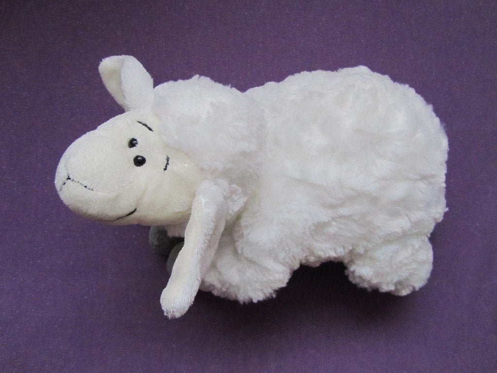 ANNA CLUB PLUSH Knuffel SCHAAP. 37 CM LIGGEND **Nieuw**, Overige typen, Nieuw, Ophalen of Verzenden, Met label