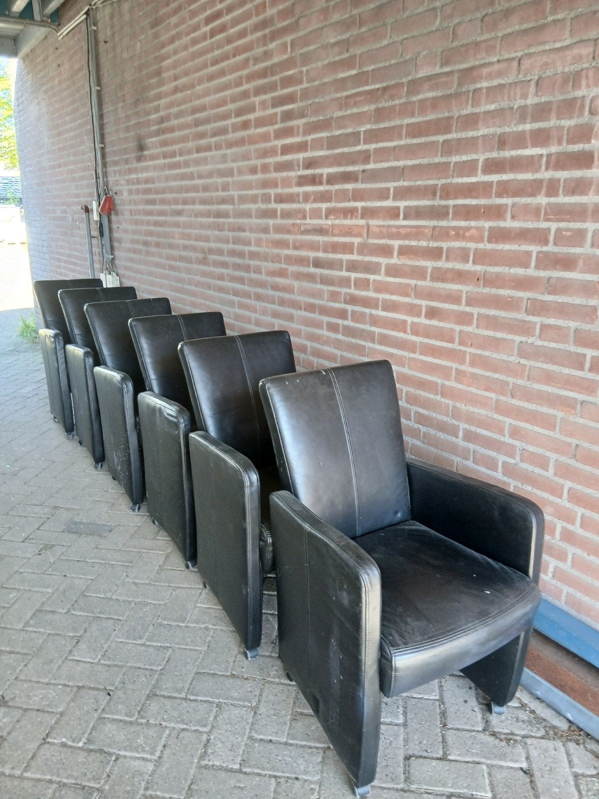 Zwarte kamerstoelen met wieltjes, Ophalen, Zwart, Vijf, Zes of meer stoelen