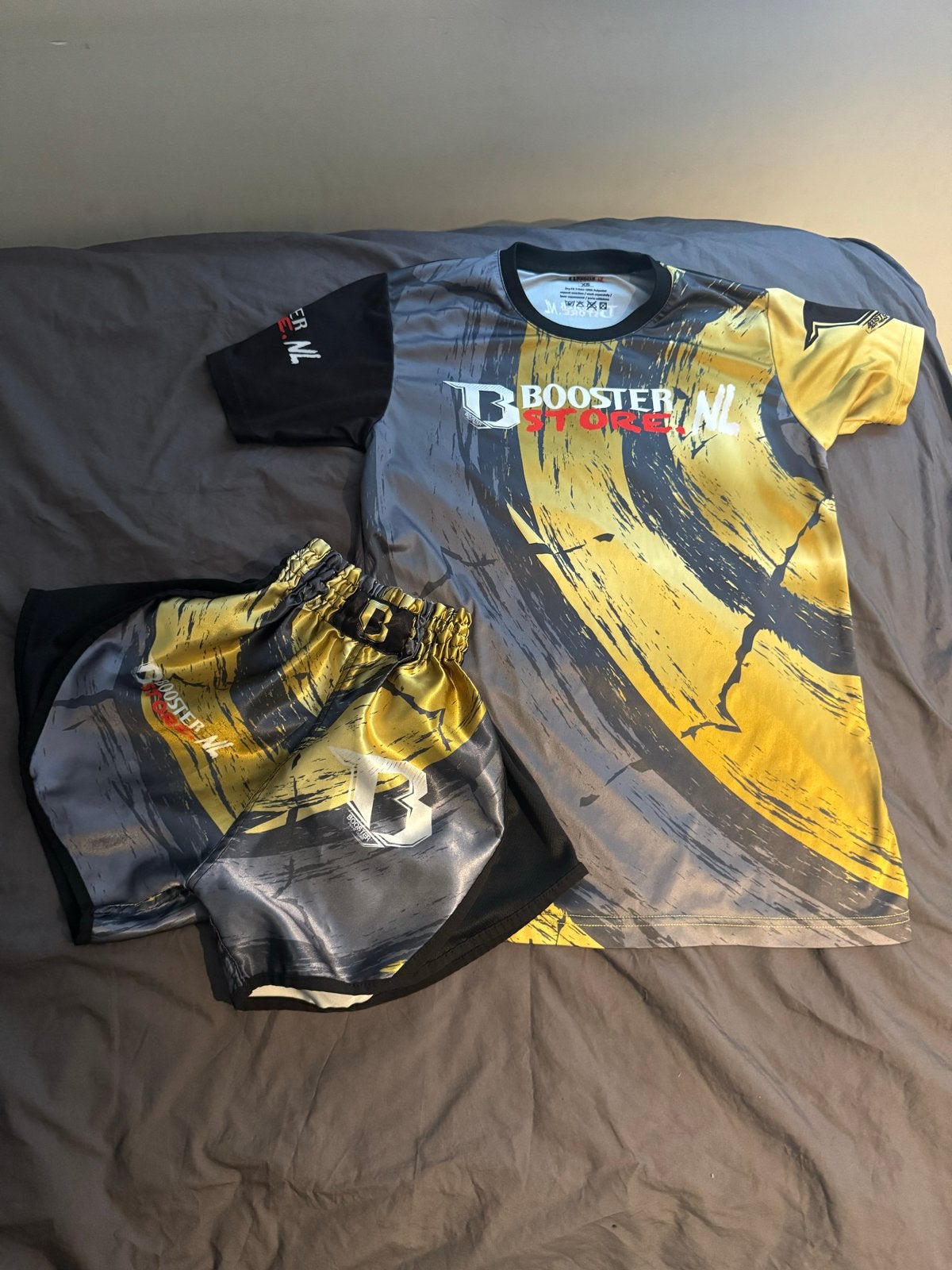 Boks/kickboks outfit Booster Sports maat xs, Overige, Maat XL, Vechtsportpak, Ophalen of Verzenden