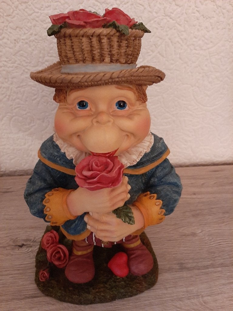 laven efteling Love met zijn hart, Verzamelen, Efteling, Ophalen of Verzenden, Zo goed als nieuw, Beeldje of Poppetje
