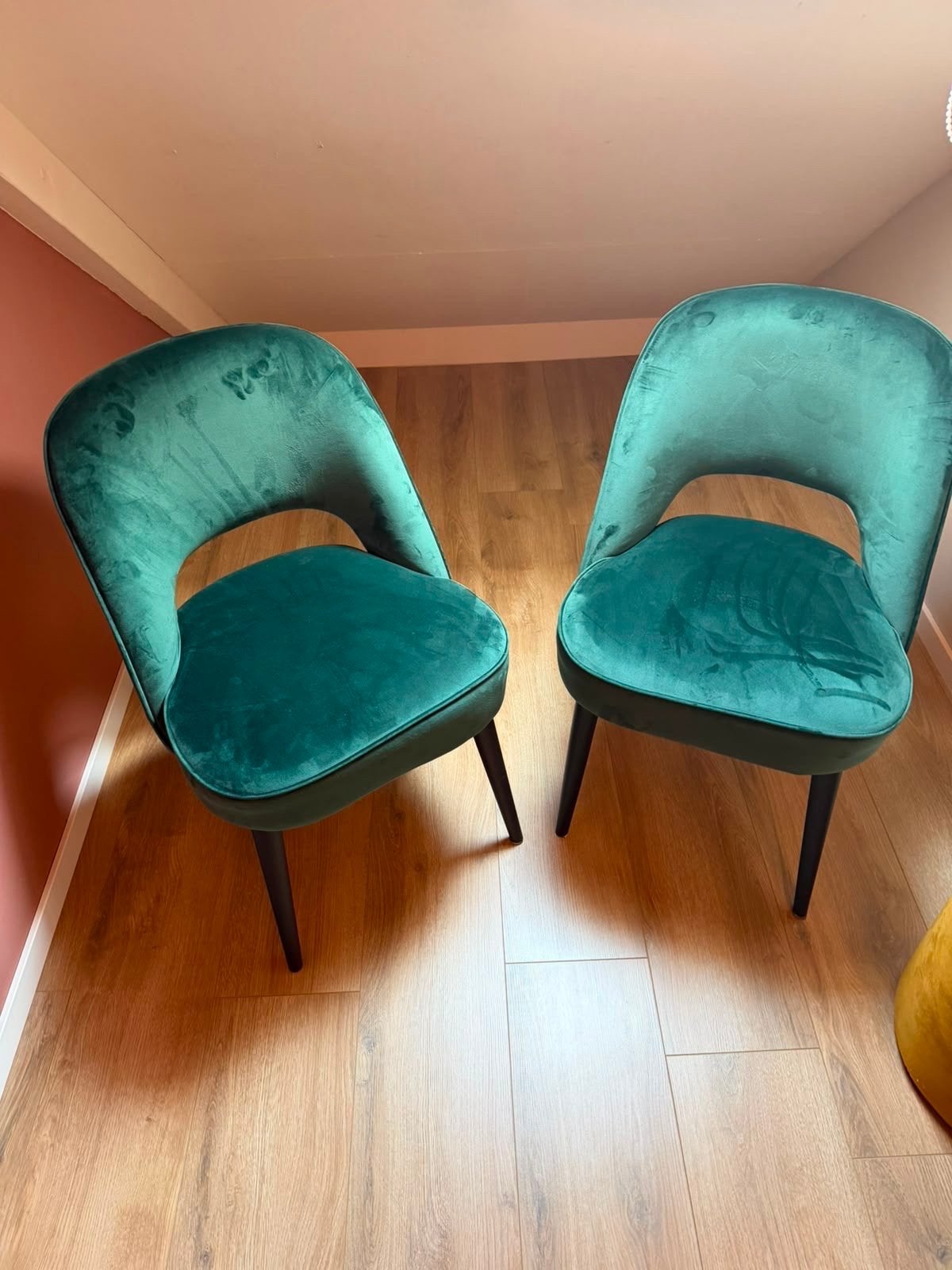 Eetkamerstoelen groen velvet, Huis en Inrichting, Stoelen, Twee, Overige kleuren, Ophalen of Verzenden, Zo goed als nieuw