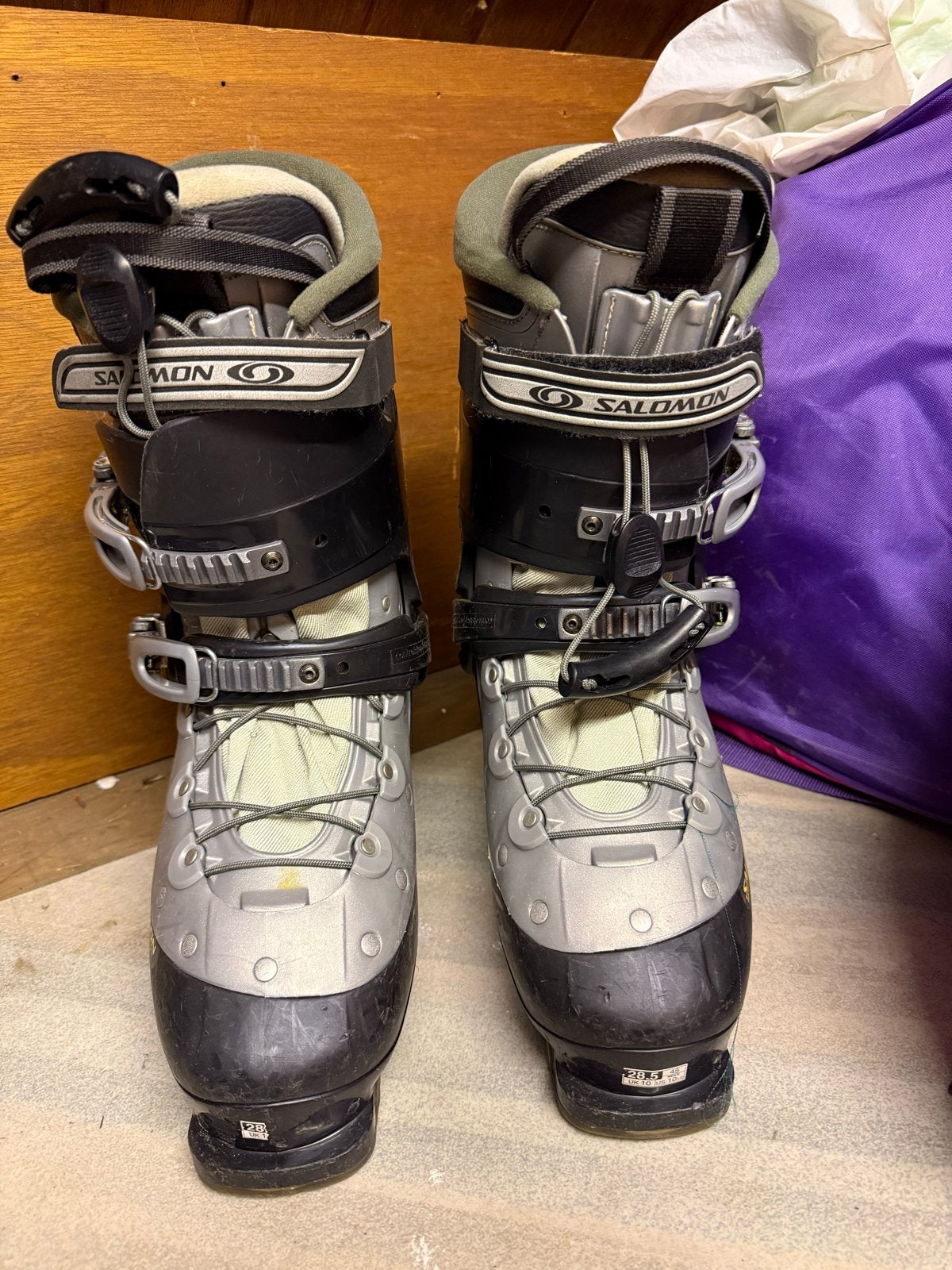 Salomon heren skischoenen maat 26,5 (EU 45-45,5) met tas, 160 tot 180 cm, Gebruikt, Schoenen, Skiën