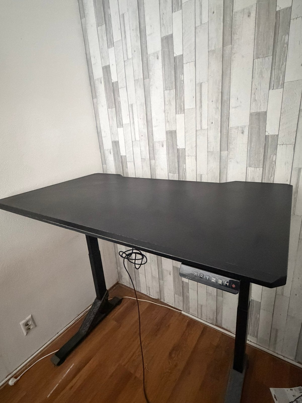 IKEA UPPSPEL Elektrisch Zit-Sta Bureau 140x80 Zwart, Hout, In hoogte verstelbaar, Ophalen of Verzenden, Zo goed als nieuw