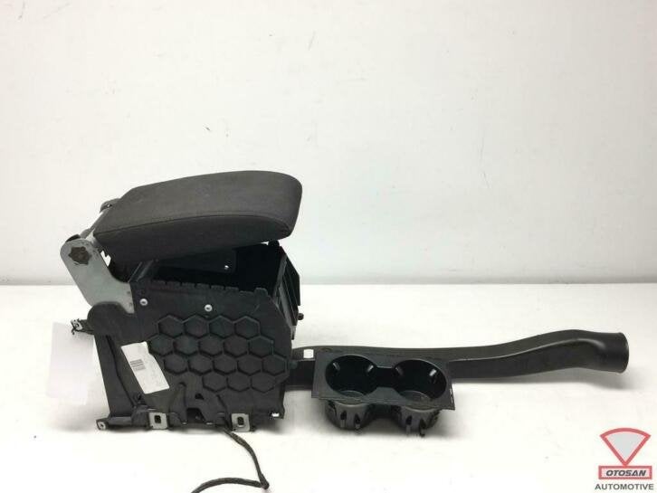 vw tiguan 5n 2007 2016 armsteun stof 5m0864207f, Gebruikt, Volkswagen, Volkswagen AG, Berliner Ring 2
38440  Wolfsburg, DE