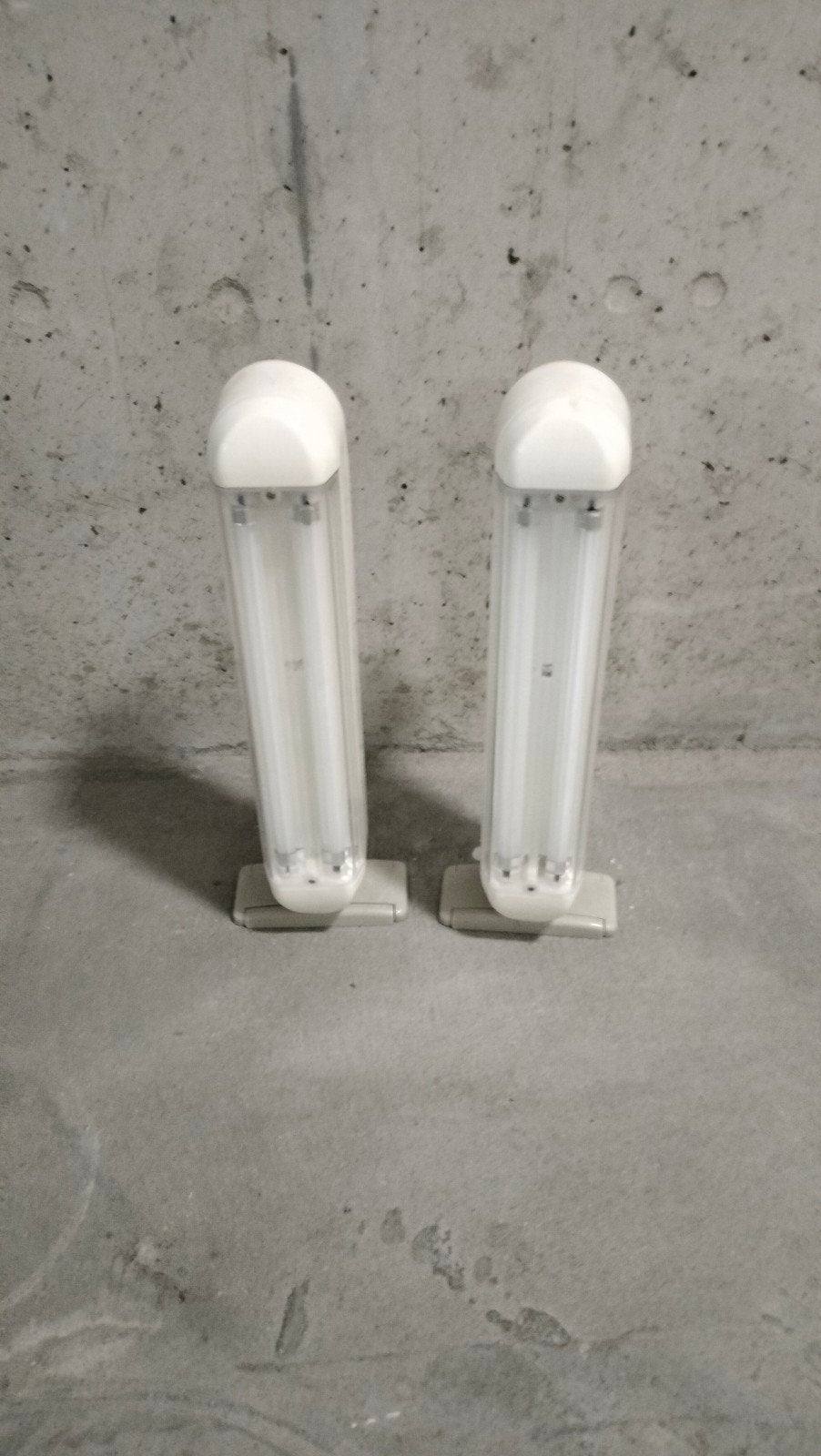 Set van 2 TL-lampen met armatuur, Ophalen, Gebruikt, Functioneel, Industrieel