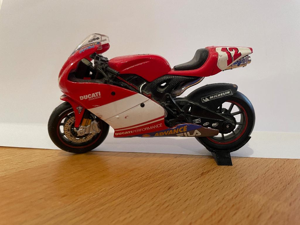 Motormodel 1:18, Hobby en Vrije tijd, Modelauto's | 1:18, Ophalen of Verzenden, Gebruikt, Overige merken