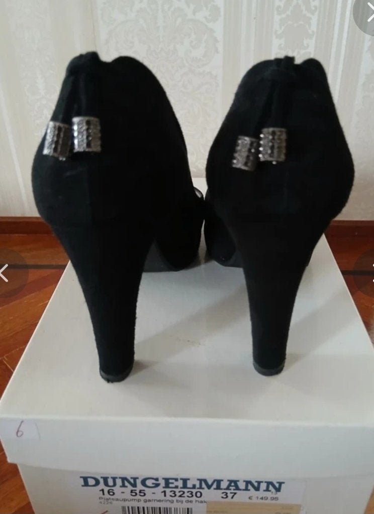 Pumps merk dungelman, Kleding | Dames, Pumps, Zwart, Ophalen of Verzenden, Zo goed als nieuw